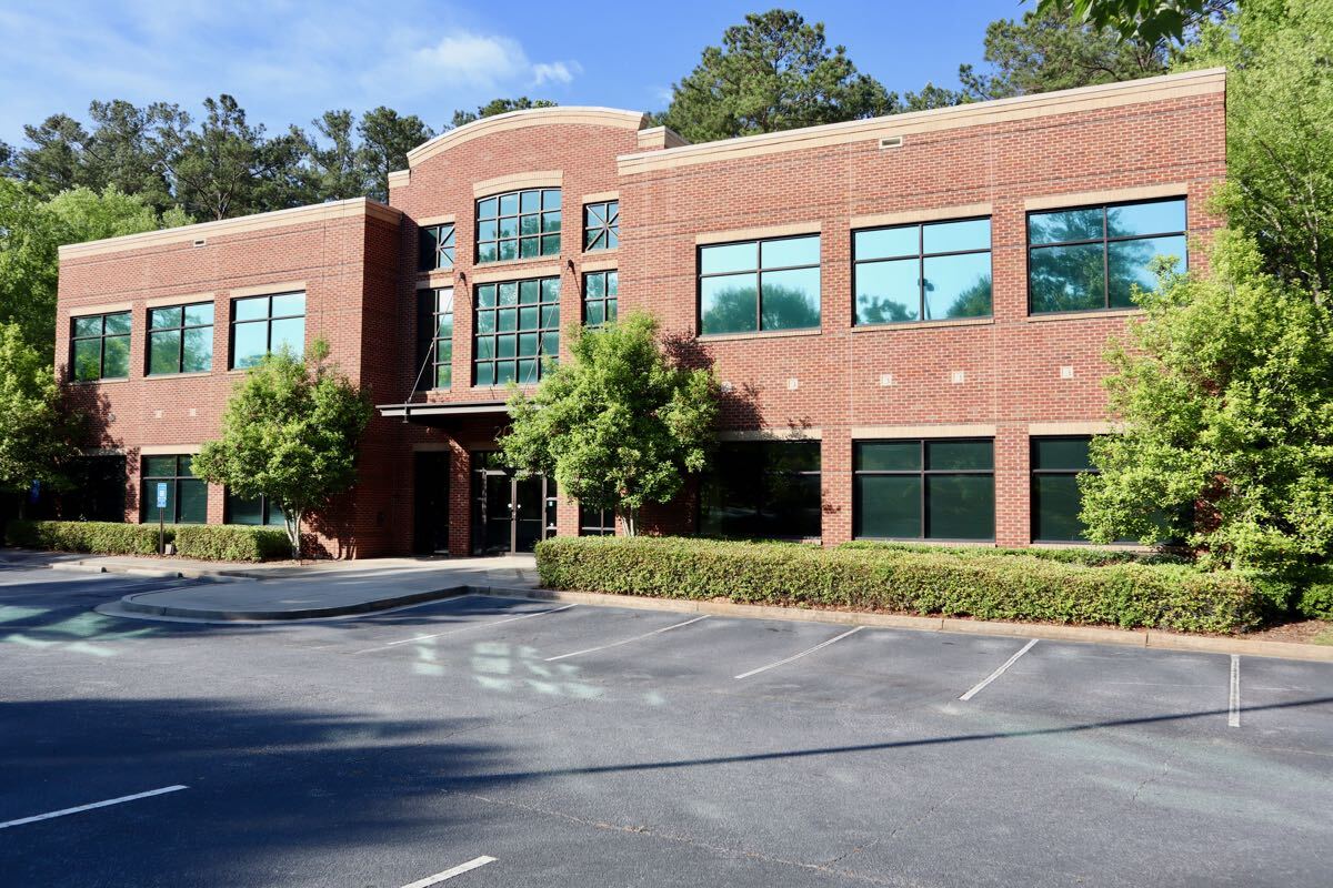 2002 Commerce Dr N, Peachtree City, GA for lease Building Photo- Image 1 of 5