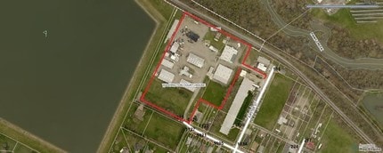 1200 Lakeview Ave, Washington Court House, OH - AERIAL  map view - Image1