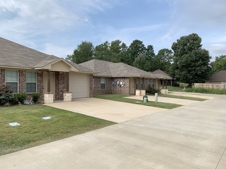 1-40 Bella Dr, Nash, TX for sale - Building Photo - Image 1 of 1