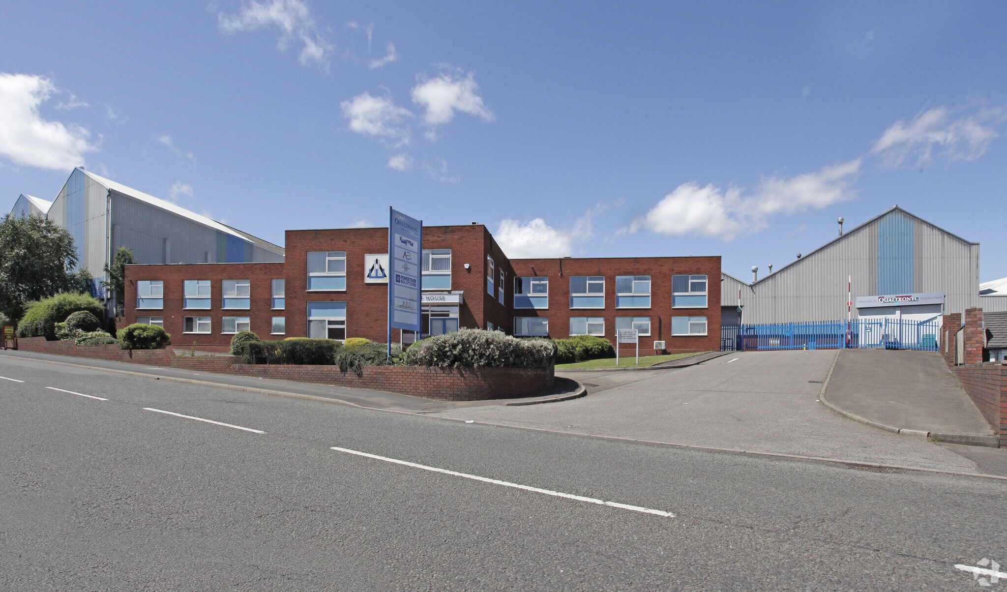 1-7 High St, Tipton for sale Primary Photo- Image 1 of 1