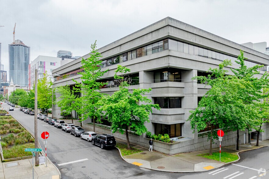 425 Pontius Ave N, Seattle, WA for lease - Primary Photo - Image 1 of 6