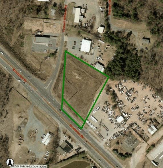 1110 Caldwell Williams Rd, Charlotte, NC for lease - Primary Photo - Image 1 of 3