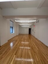 6 E 39th St, New York, NY for lease Interior Photo- Image 2 of 2