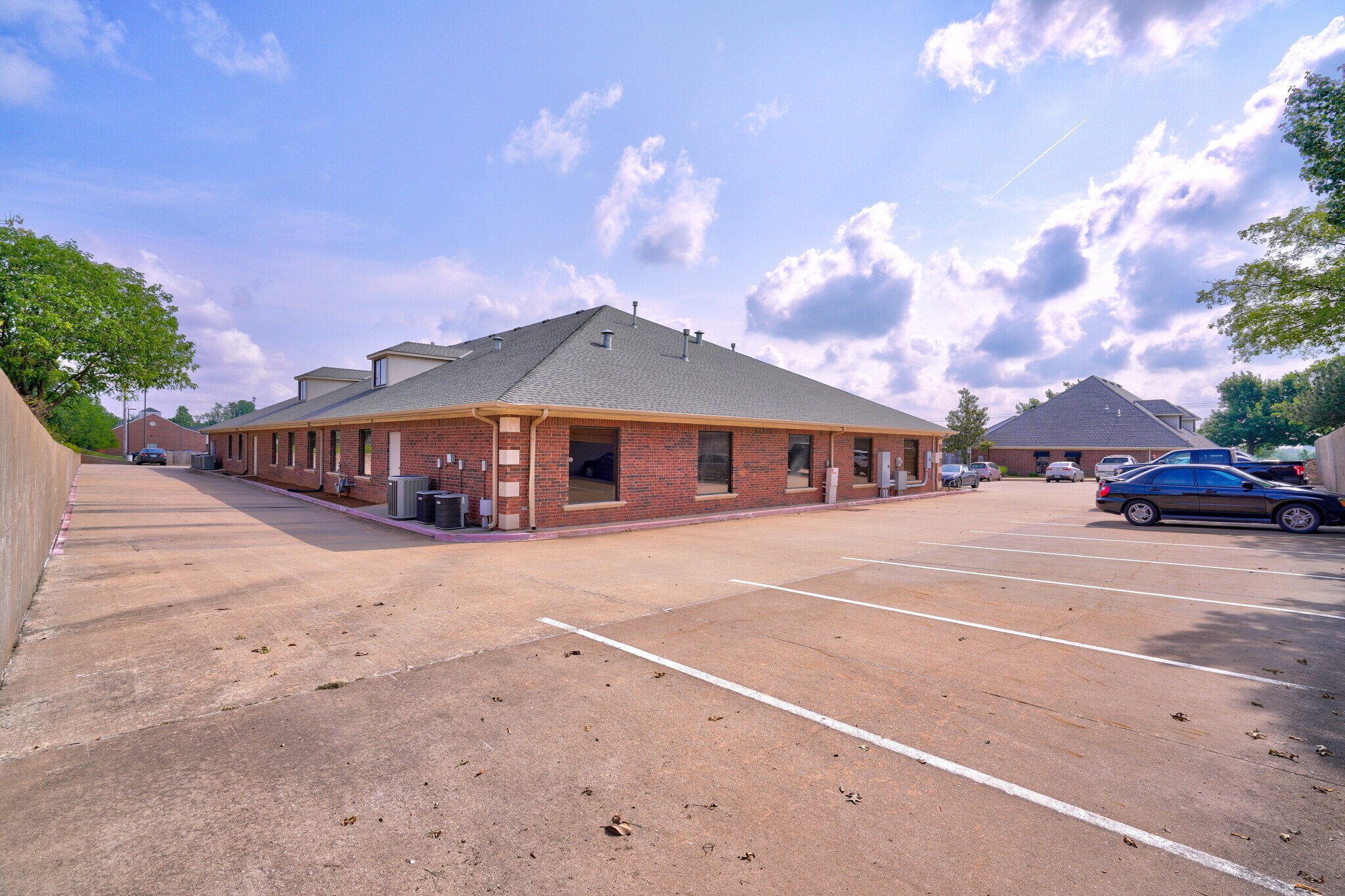 309 N Bryant Ave, Edmond, OK 73034 Arledge Building