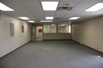 228 Texas Ave, New Boston, TX for lease Building Photo- Image 2 of 17