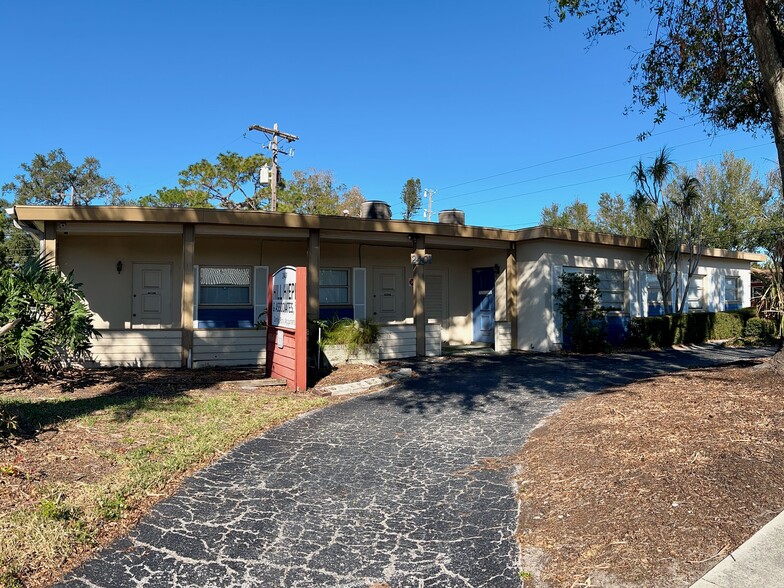 2401 5th Ave N, Pasadena, FL for sale - Primary Photo - Image 1 of 5