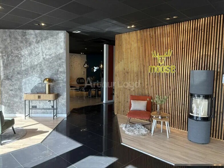 Retail in Vendenheim for lease - Building Photo - Image 3 of 11