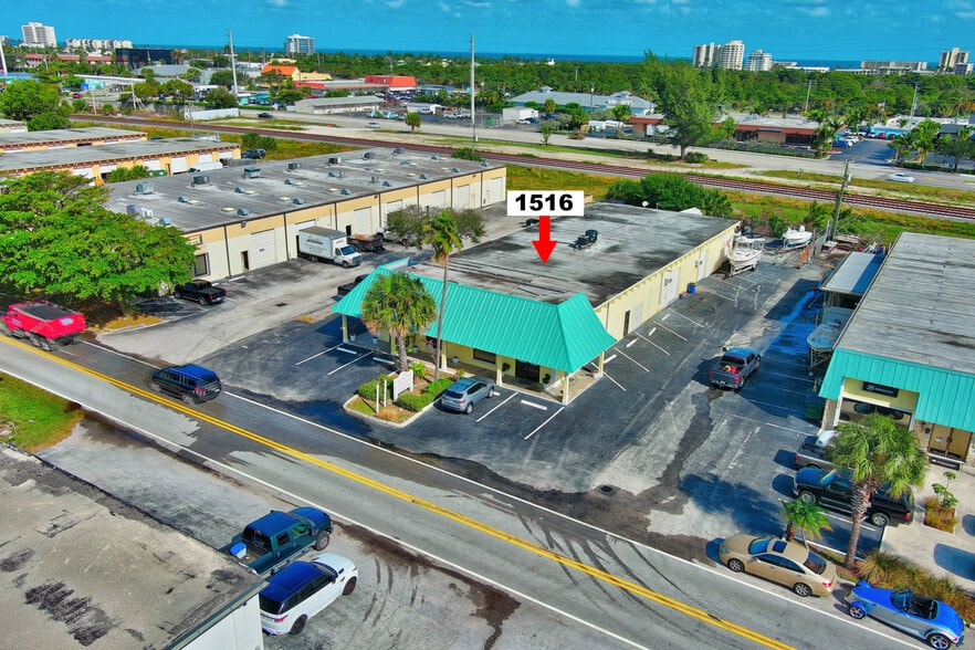 1559 Cypress Dr, Jupiter, FL for sale - Building Photo - Image 3 of 7