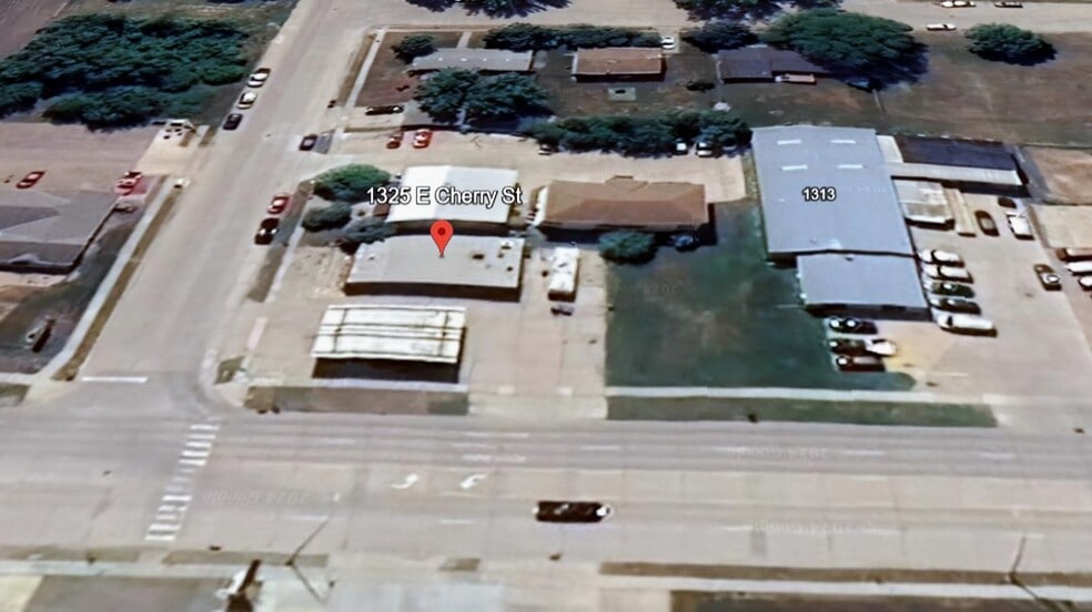 1325 E Cherry St, Vermillion, SD for sale - Building Photo - Image 3 of 3
