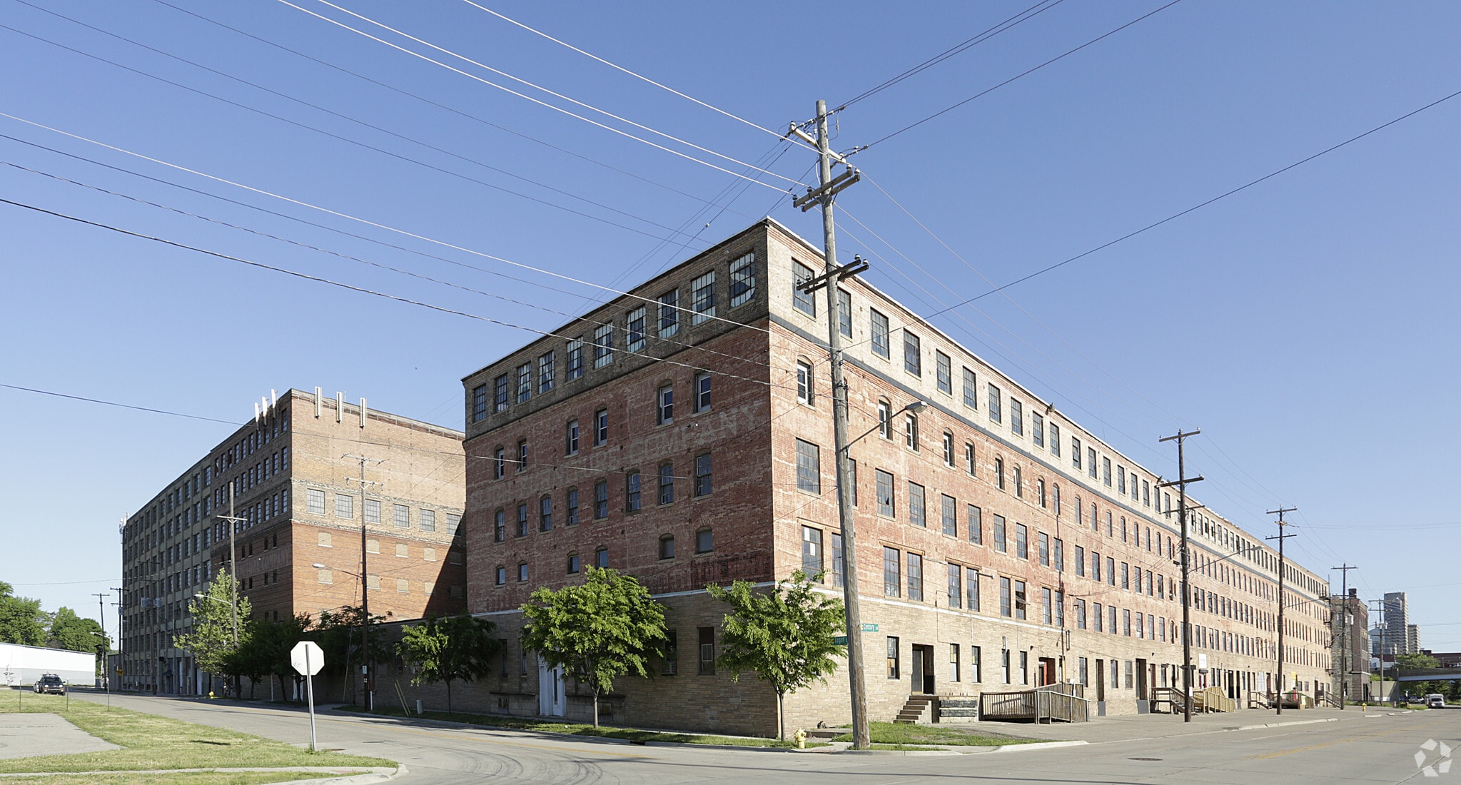 446 Grandville Ave SW, Grand Rapids, MI for sale Primary Photo- Image 1 of 7