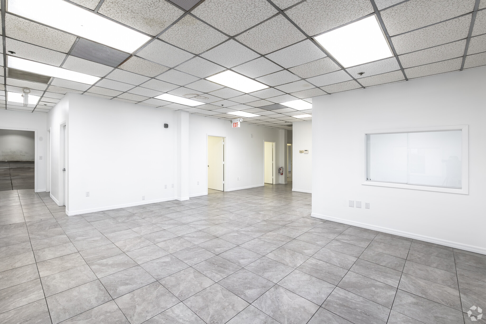 2363 Industrial Blvd, Sarasota, FL for lease Interior Photo- Image 1 of 11