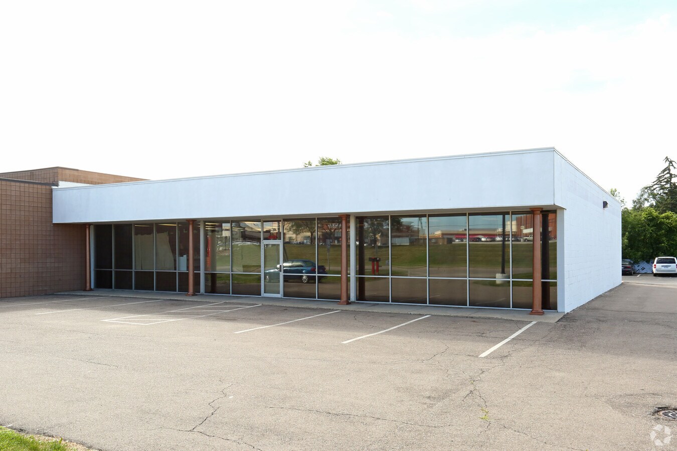 4435 Miller Rd, Flint, MI 48507