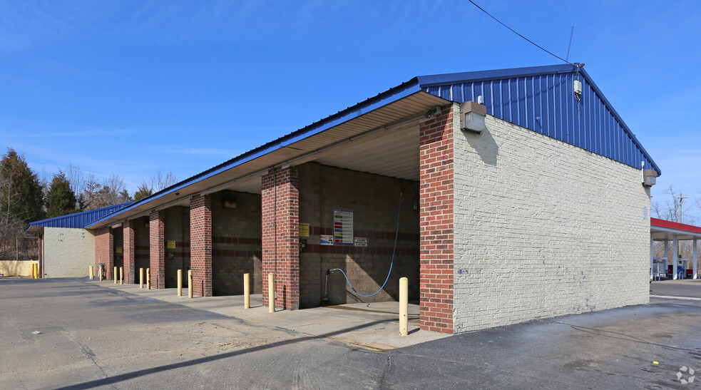 8037 Hamilton Ave, Cincinnati, OH for sale - Primary Photo - Image 1 of 1