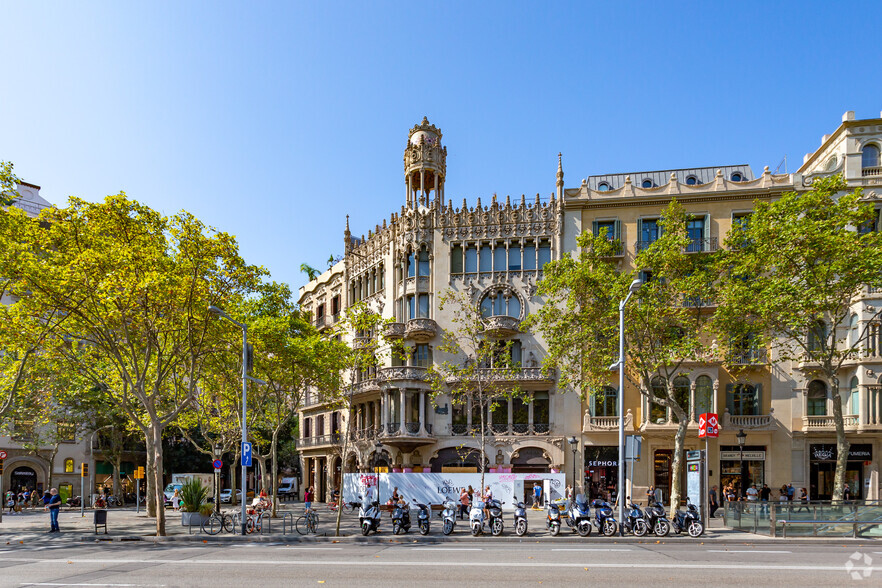 Passeig De Gràcia, 35, Barcelona, Barcelona for lease - Primary Photo - Image 1 of 6