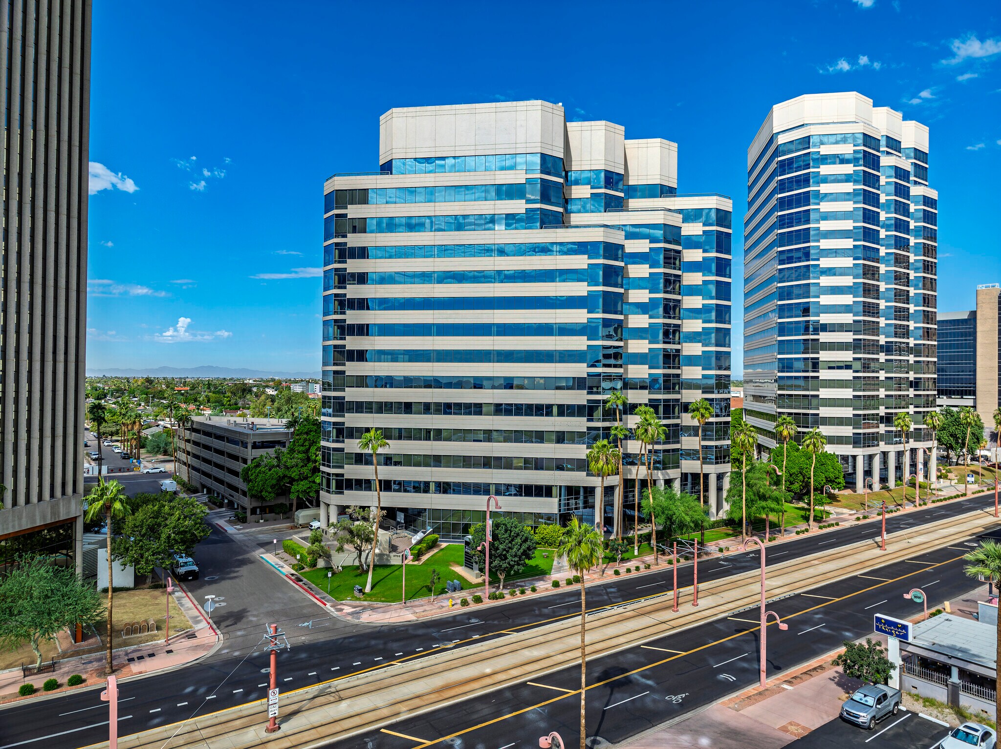 2700 N Central Ave, Phoenix, AZ for sale Primary Photo- Image 1 of 1
