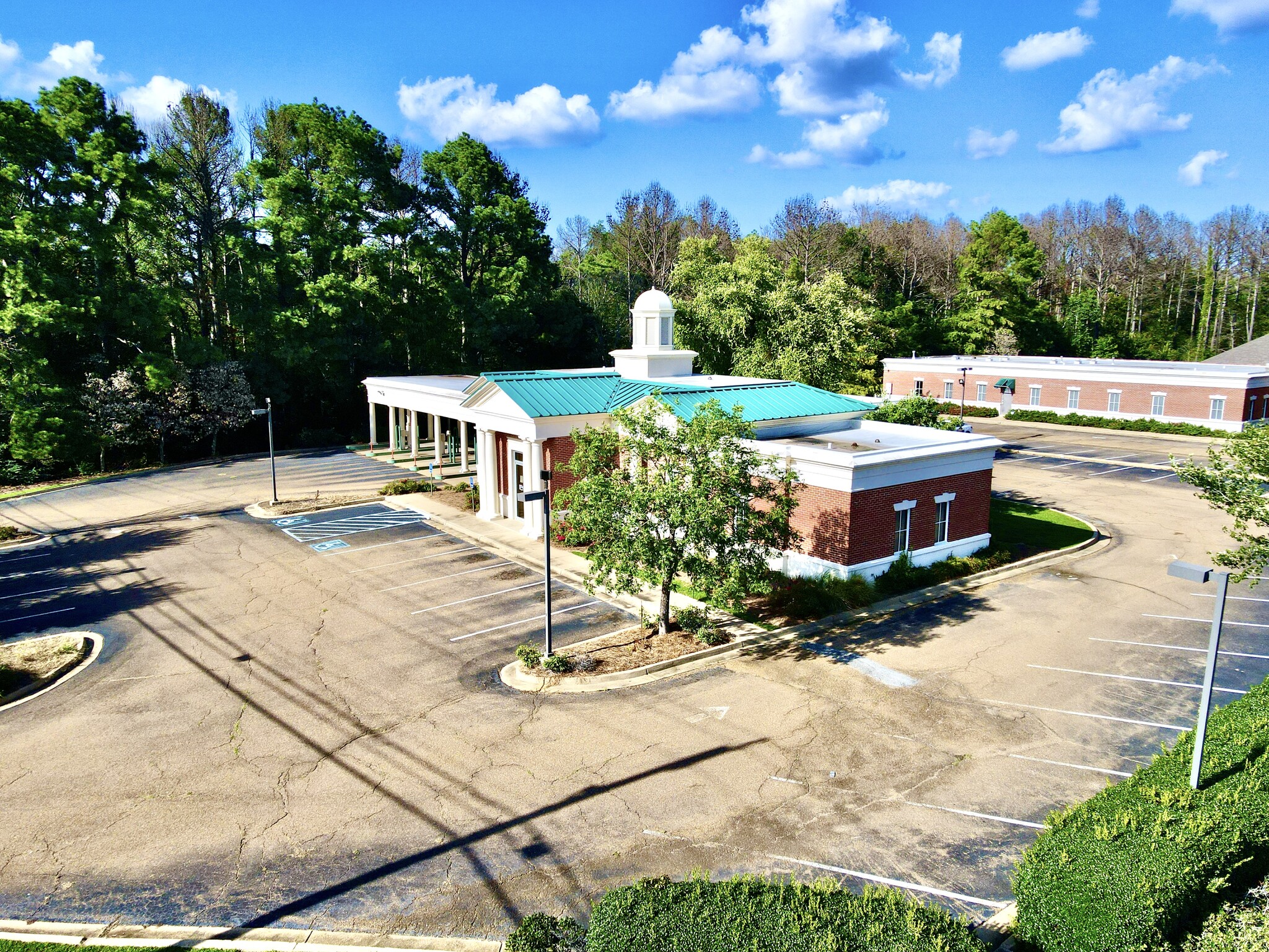 740 S Pear Orchard Rd, Ridgeland, MS for sale Building Photo- Image 1 of 11