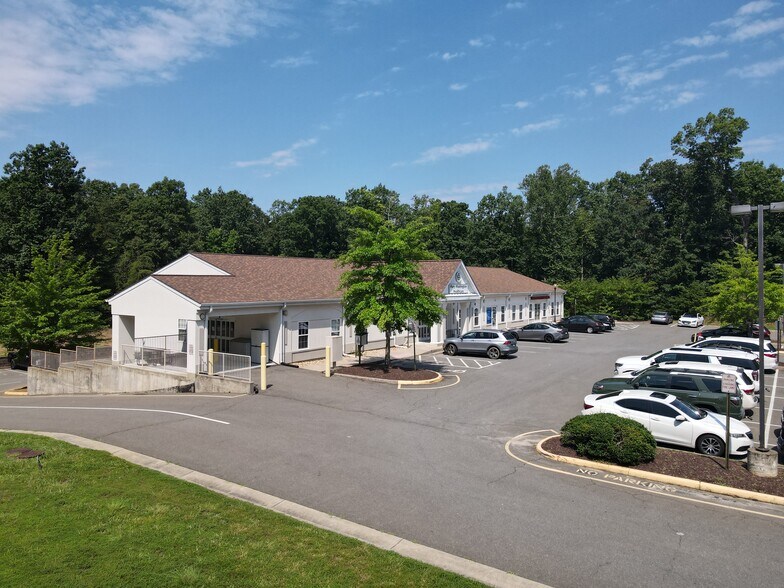 11131 Journal Pky, King George, VA for lease - Building Photo - Image 1 of 4