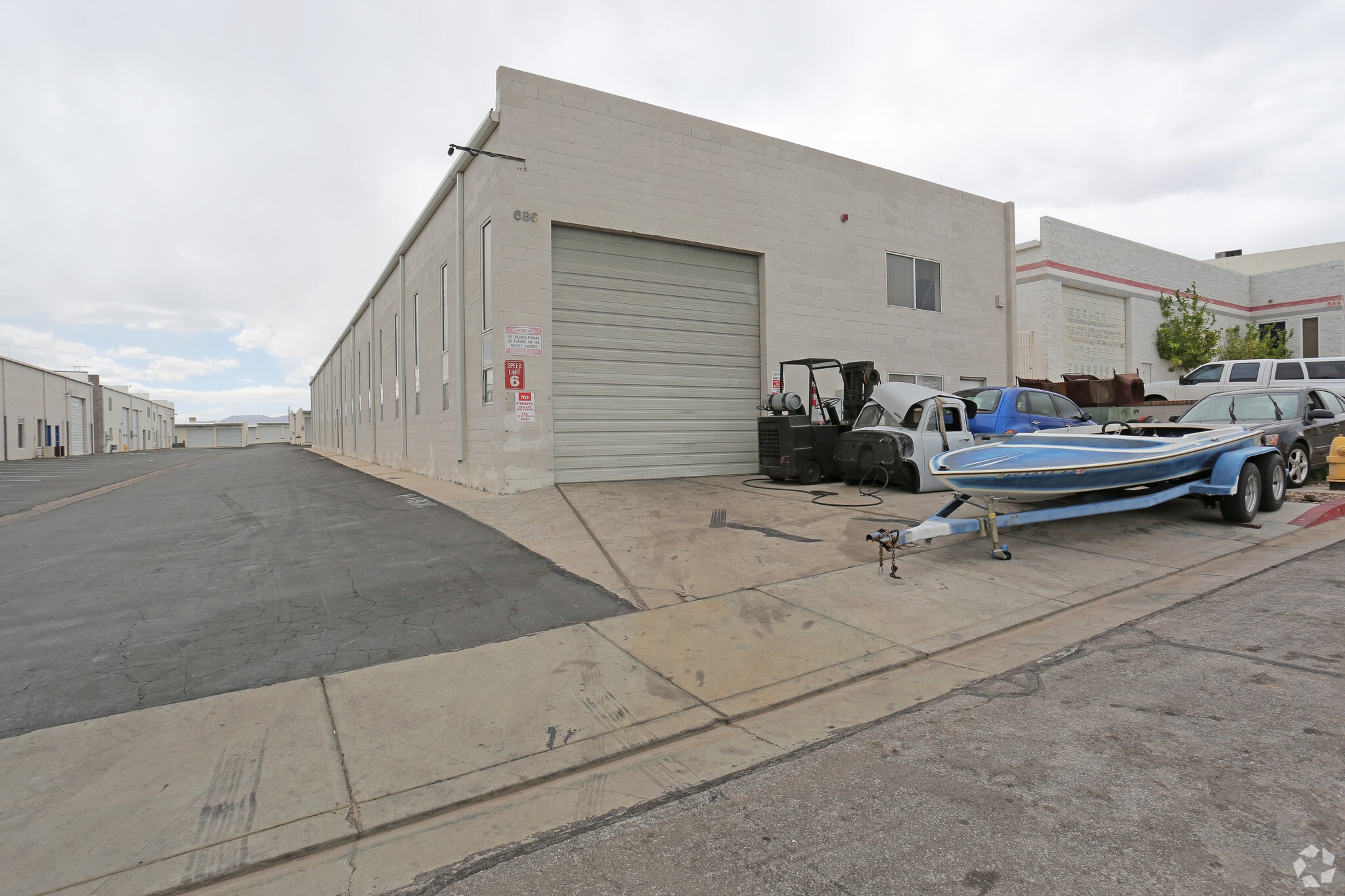 686 Wells Rd, Boulder City, NV for sale Primary Photo- Image 1 of 1