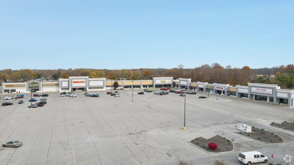 2130-2166 E Markland Ave, Kokomo, IN for lease - Building Photo - Image 3 of 7