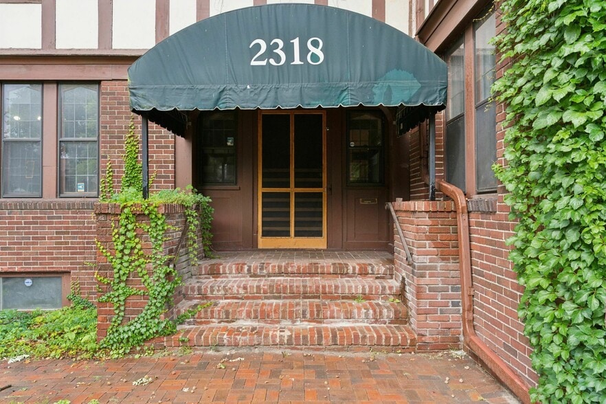 2318 S 1st Ave, Minneapolis, MN for sale - Building Photo - Image 3 of 47