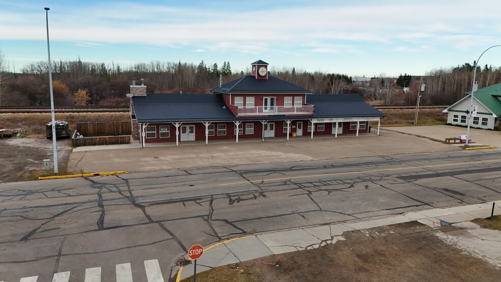 5020 Lac St Ann Trl, Onoway, AB for lease - Building Photo - Image 3 of 3
