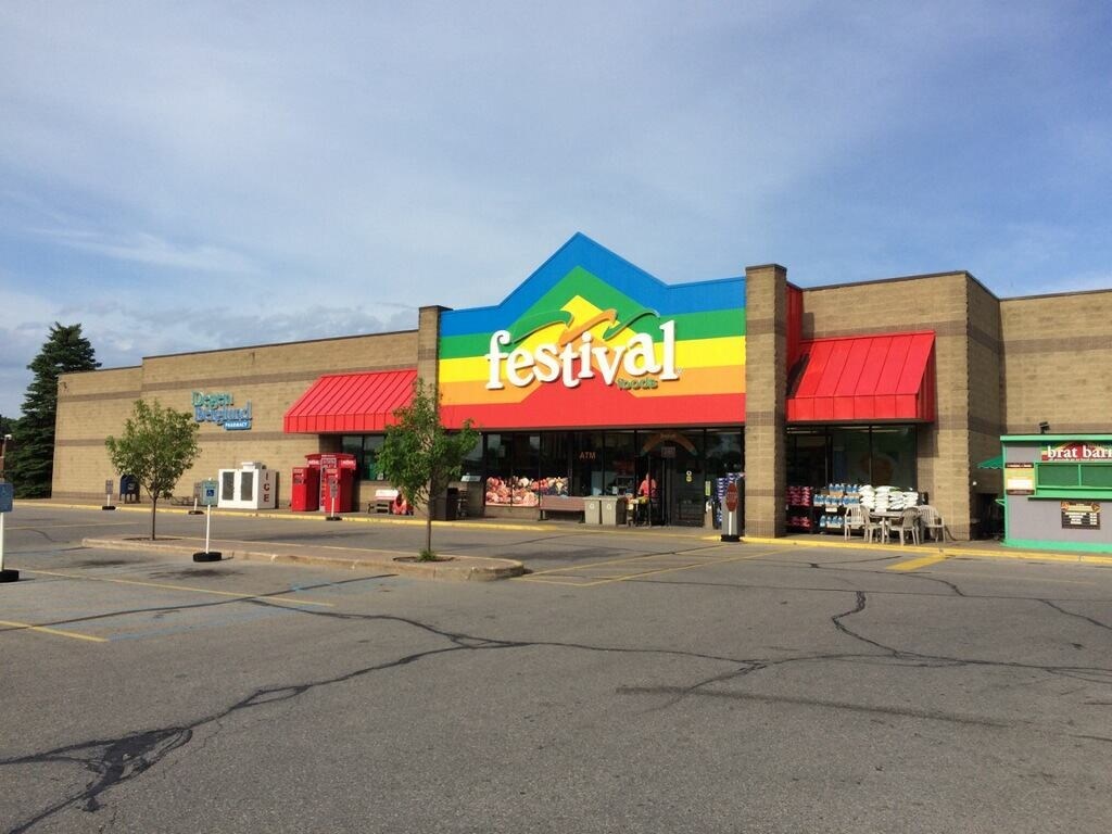 600 N Holmen Dr, Holmen, WI 54636