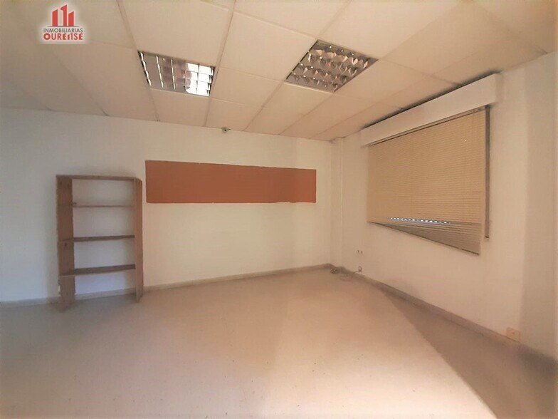 Office in Ourense, Orense for lease - Building Photo - Image 3 of 11