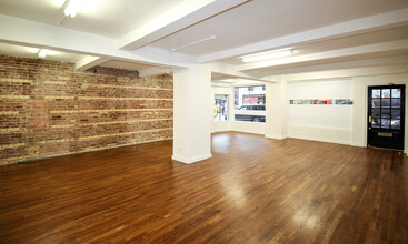 1179 Lexington Ave, New York, NY for lease Building Photo- Image 2 of 9