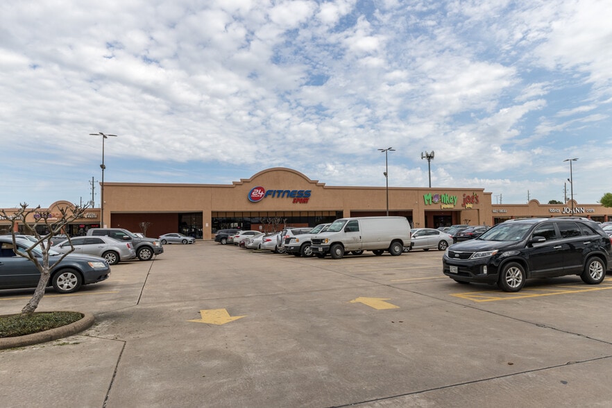 15420-15626 Fm 529 Rd, Houston, TX for lease - Building Photo - Image 3 of 7