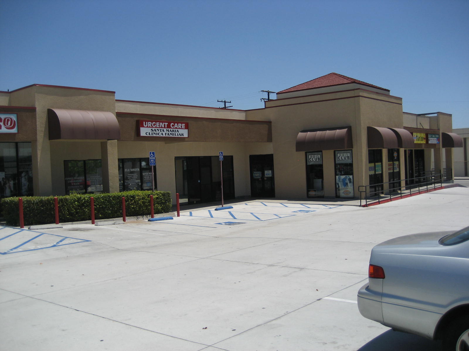 300-450 N Harbor Blvd, La Habra, CA for lease Building Photo- Image 1 of 4