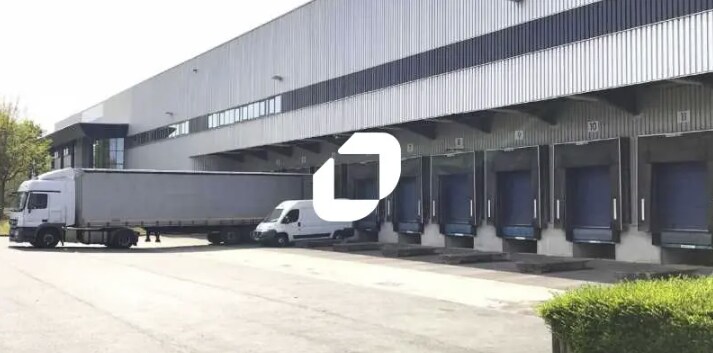 Industrial in Compans for lease Building Photo- Image 1 of 4