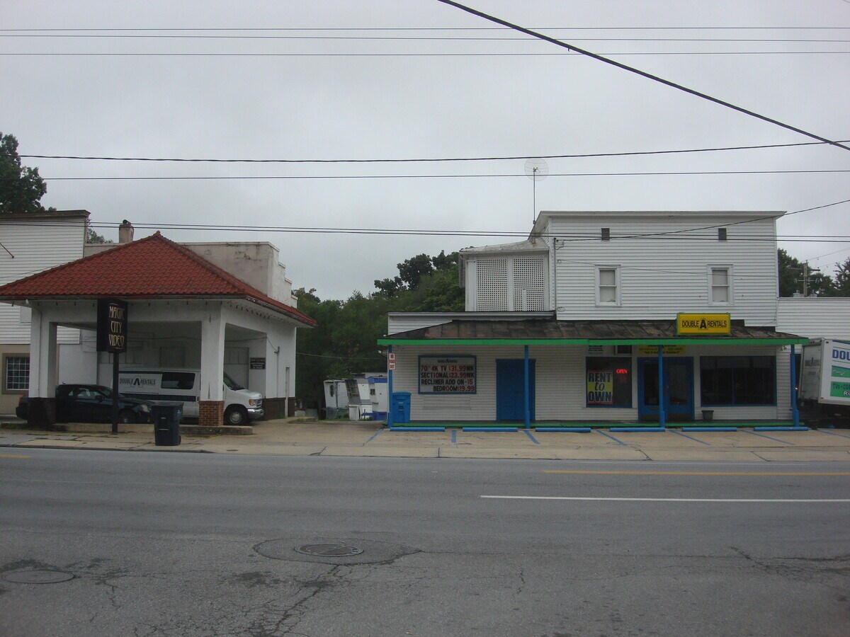 2205 & 2211 Williamson Road, Roanoke, VA 24012