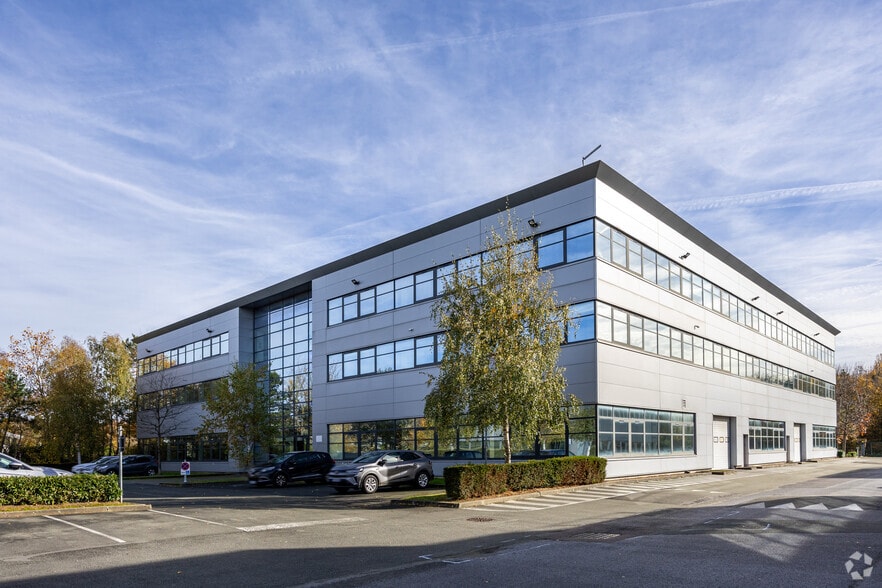 Office in Roissy-en-France for lease - Primary Photo - Image 1 of 2