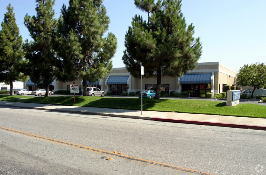 1820-1828 Stone Ave, San Jose, CA for lease - Building Photo - Image 1 of 4