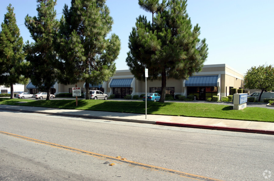 1820-1828 Stone Ave, San Jose, CA for lease - Primary Photo - Image 1 of 5