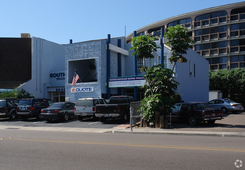 2731-2733 Shelter Island Dr, San Diego, CA for lease - Building Photo - Image 3 of 4