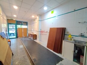 Retail in Cuenca, Cuenca for lease Interior Photo- Image 1 of 11