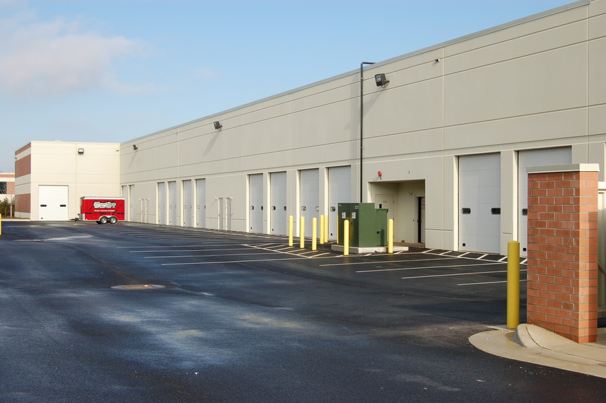 23465 Rock Haven Way, Dulles, VA for lease - Building Photo - Image 3 of 7