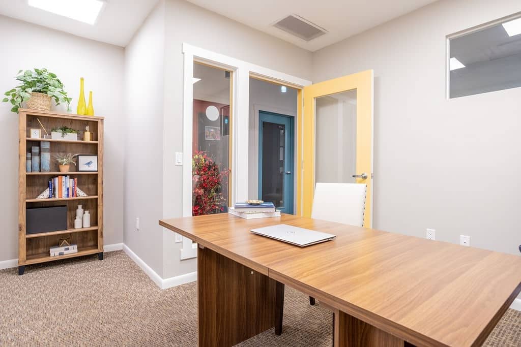 56 Edwards Village Blvd, Edwards, CO for lease Interior Photo- Image 1 of 10