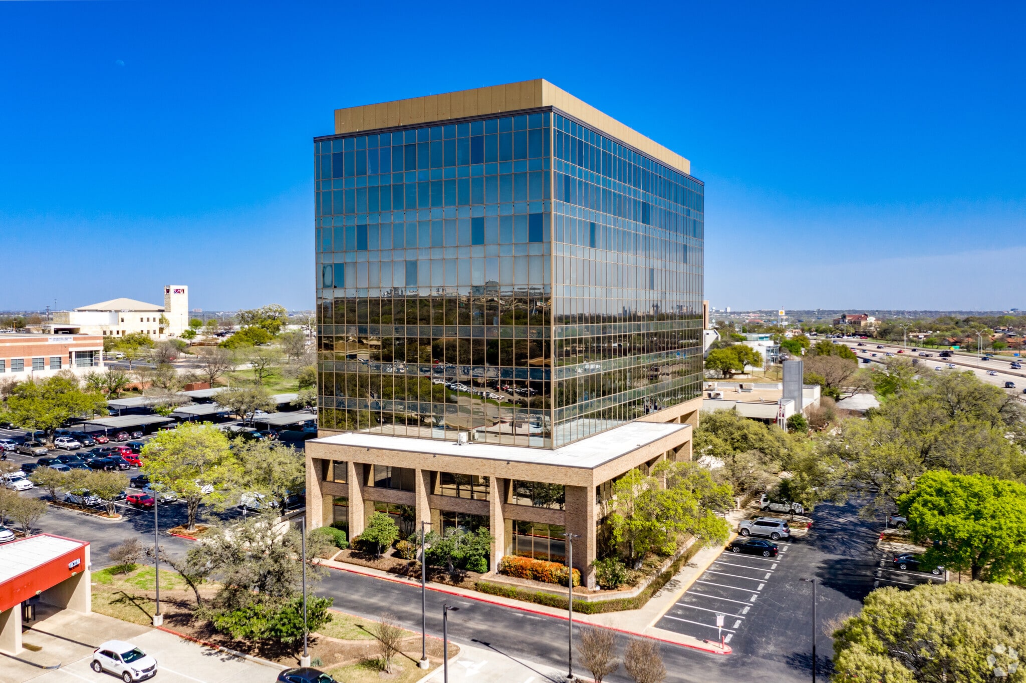 6243 W Interstate 10, San Antonio, TX 78201 THE TOWER AT 6243 IH10