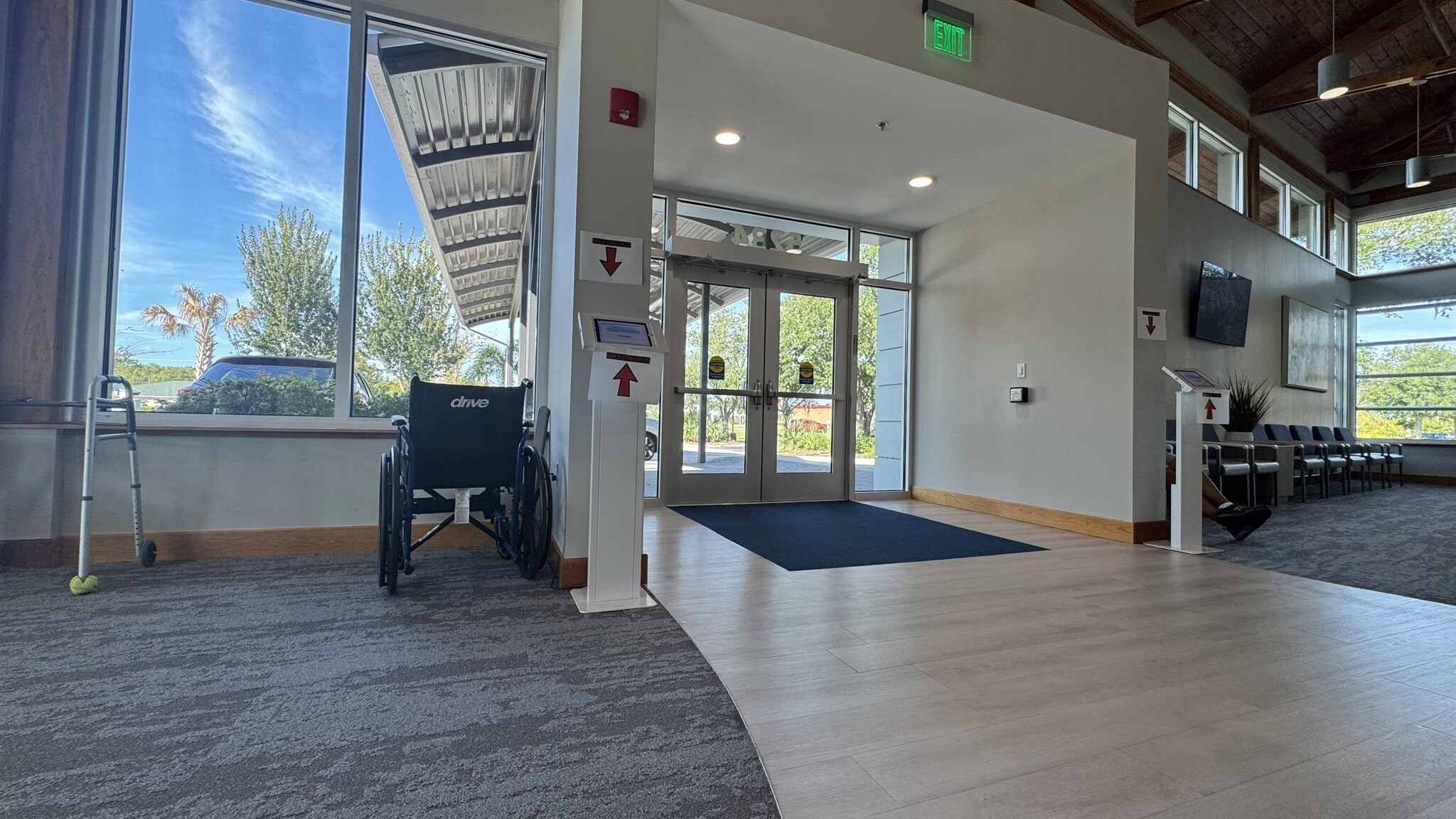 5234 Little Rd, New Port Richey, FL for lease Interior Photo- Image 1 of 9