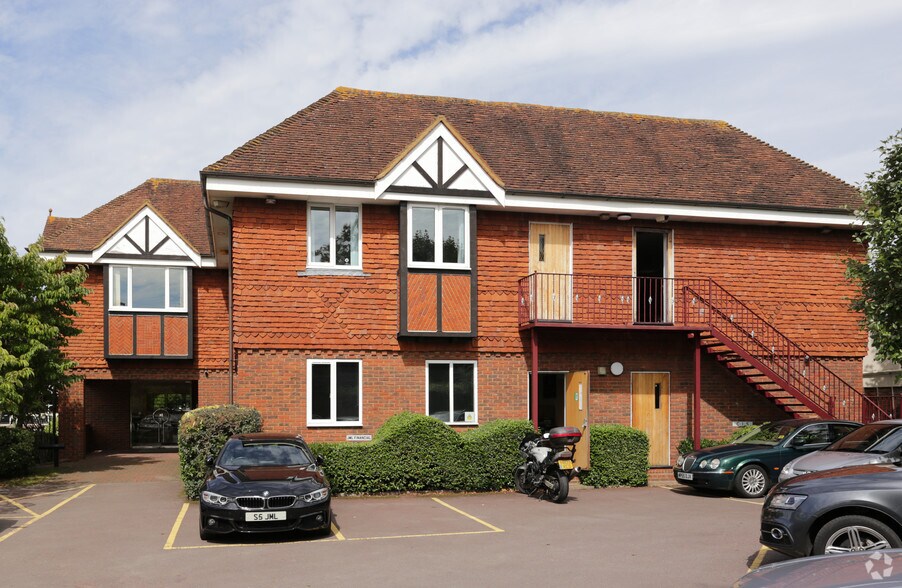 Downside Bridge Rd, Cobham, KT11 3EP Coveham House