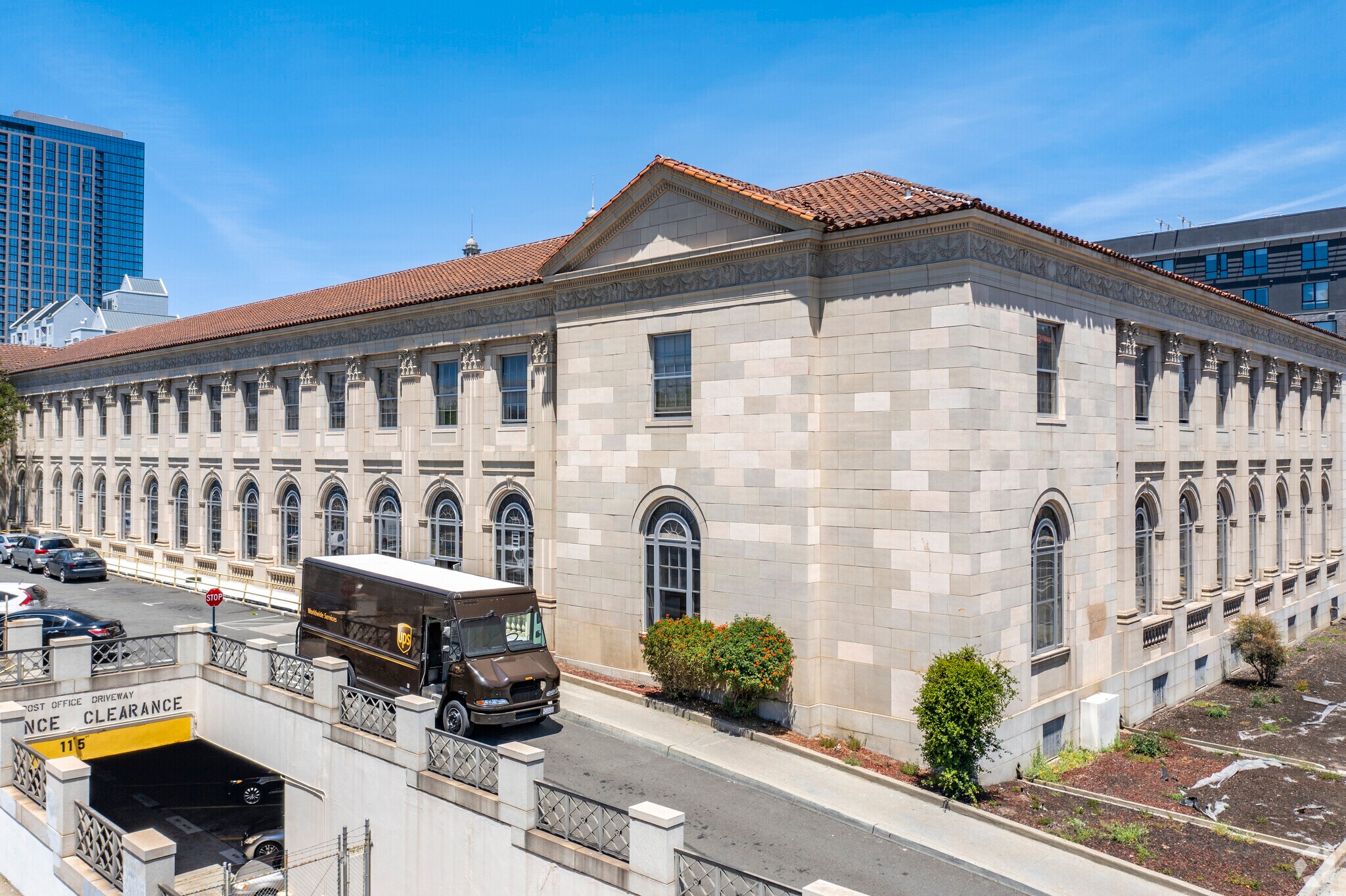 201 13th St, Oakland, CA for lease Building Photo- Image 1 of 6