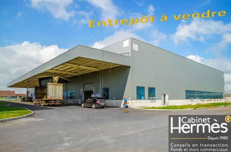 Industrial in Aouste-sur-Sye for sale - Building Photo - Image 1 of 6