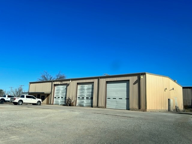 8120 SW 74th St, Oklahoma City, OK for sale - Building Photo - Image 1 of 1