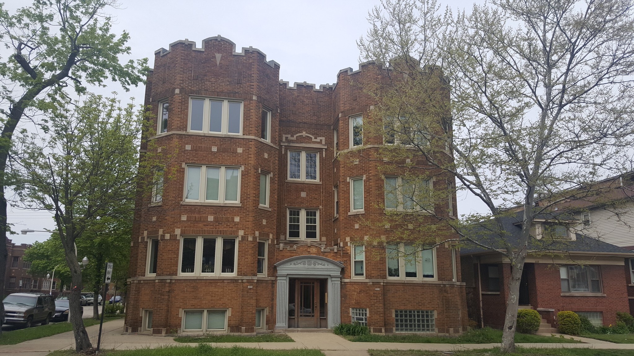 3024 W Addison St, Chicago, IL for sale Primary Photo- Image 1 of 1