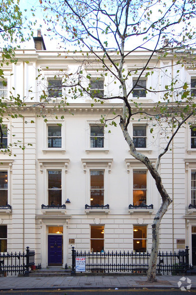 3 Bloomsbury Pl, London for sale - Primary Photo - Image 1 of 1