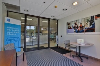 1525 Valley Center Pky, Bethlehem, PA for lease Building Photo- Image 1 of 30