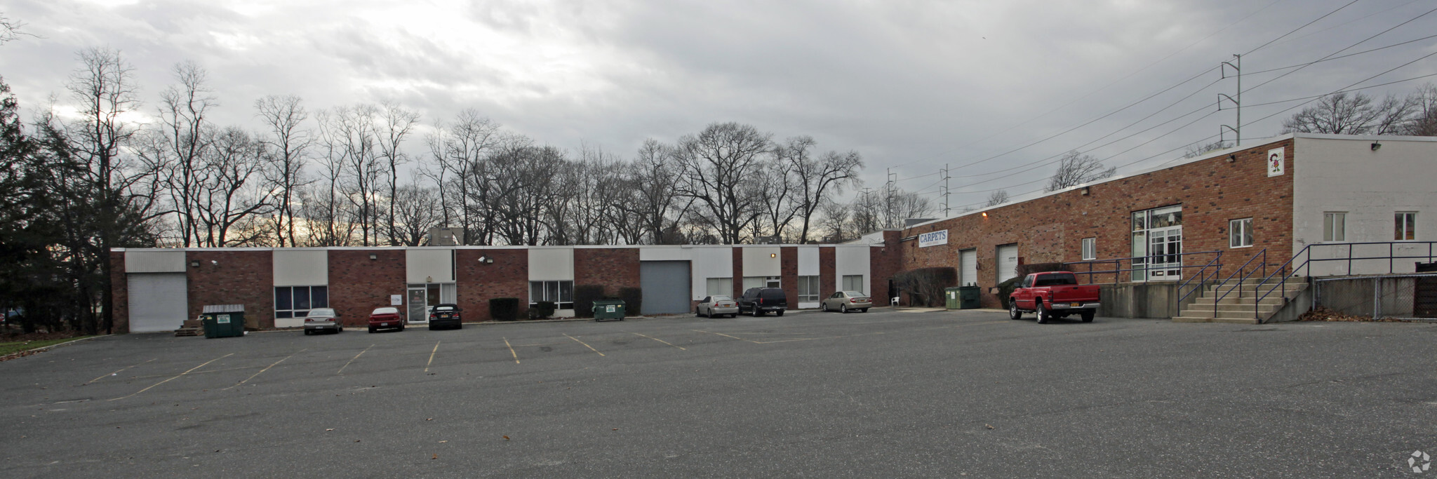 151-171 E 2nd St, Huntington Station, NY for lease Building Photo- Image 1 of 5