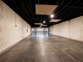 826 SW Ralph David Abernathy Blvd, Atlanta GA - Retail Space